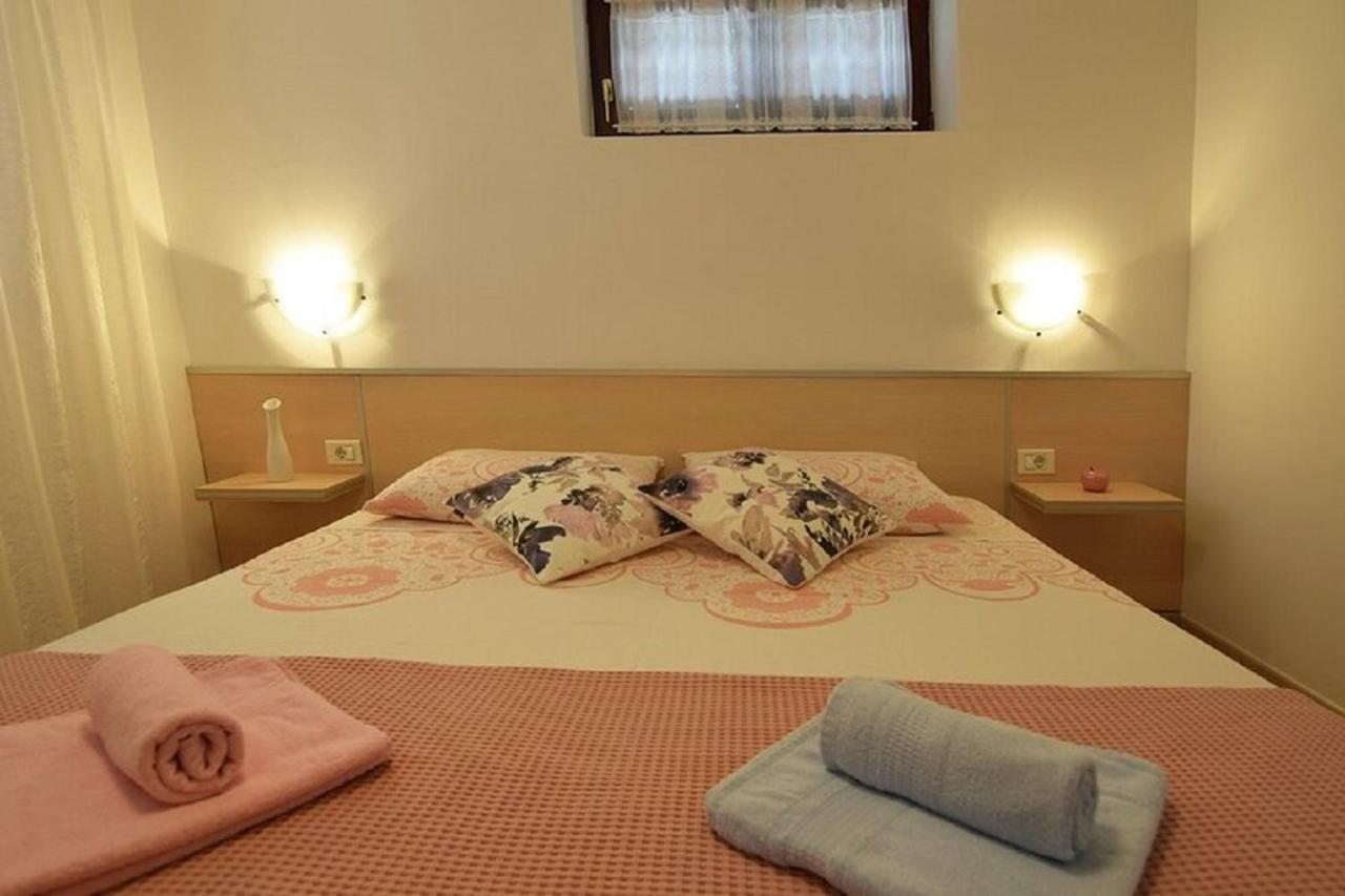 Apartmani Sole ปิเยชชานา อูวาลา ภายนอก รูปภาพ